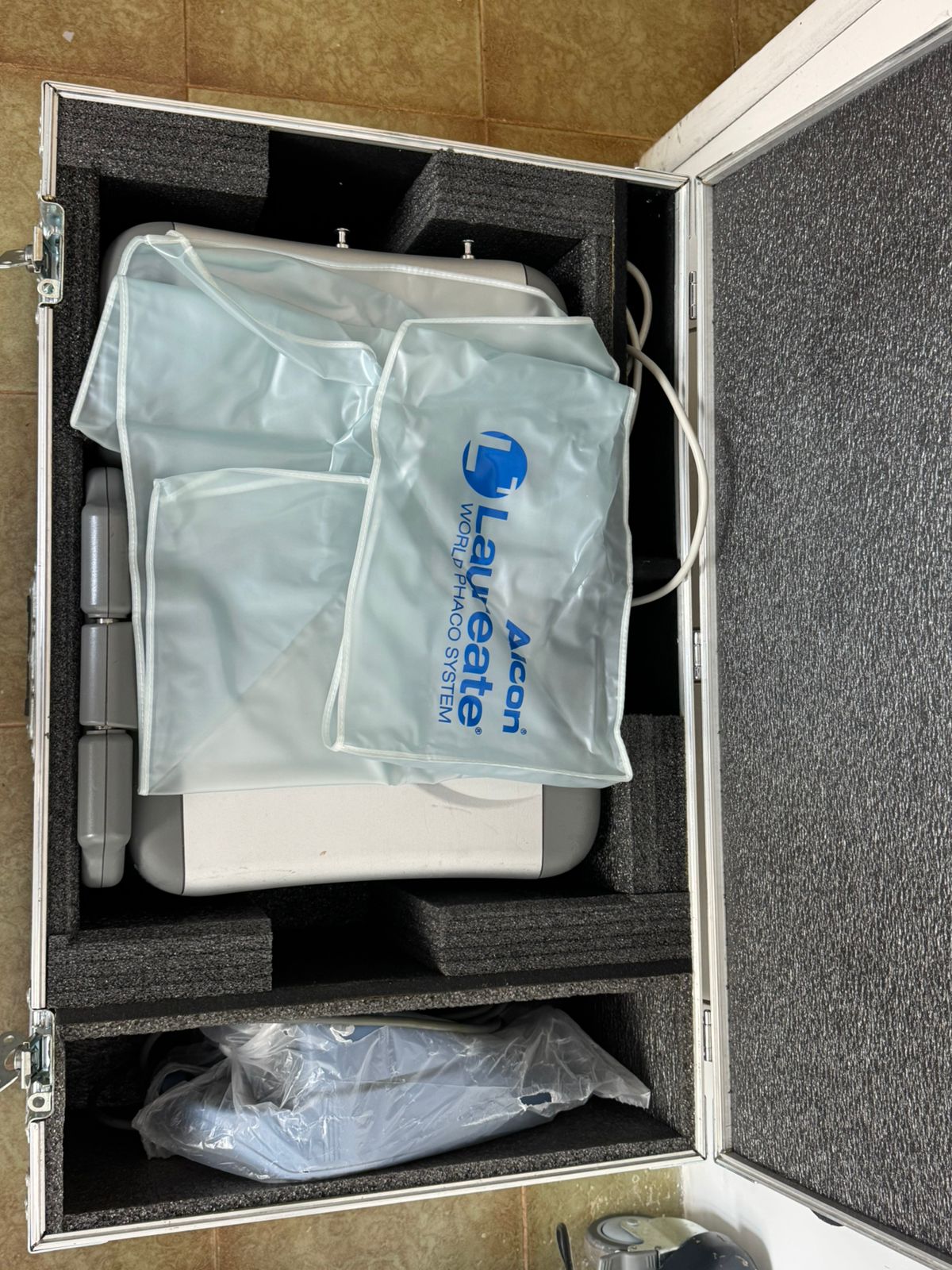 FACO Laureate Alcon FACO Laureate Alcon