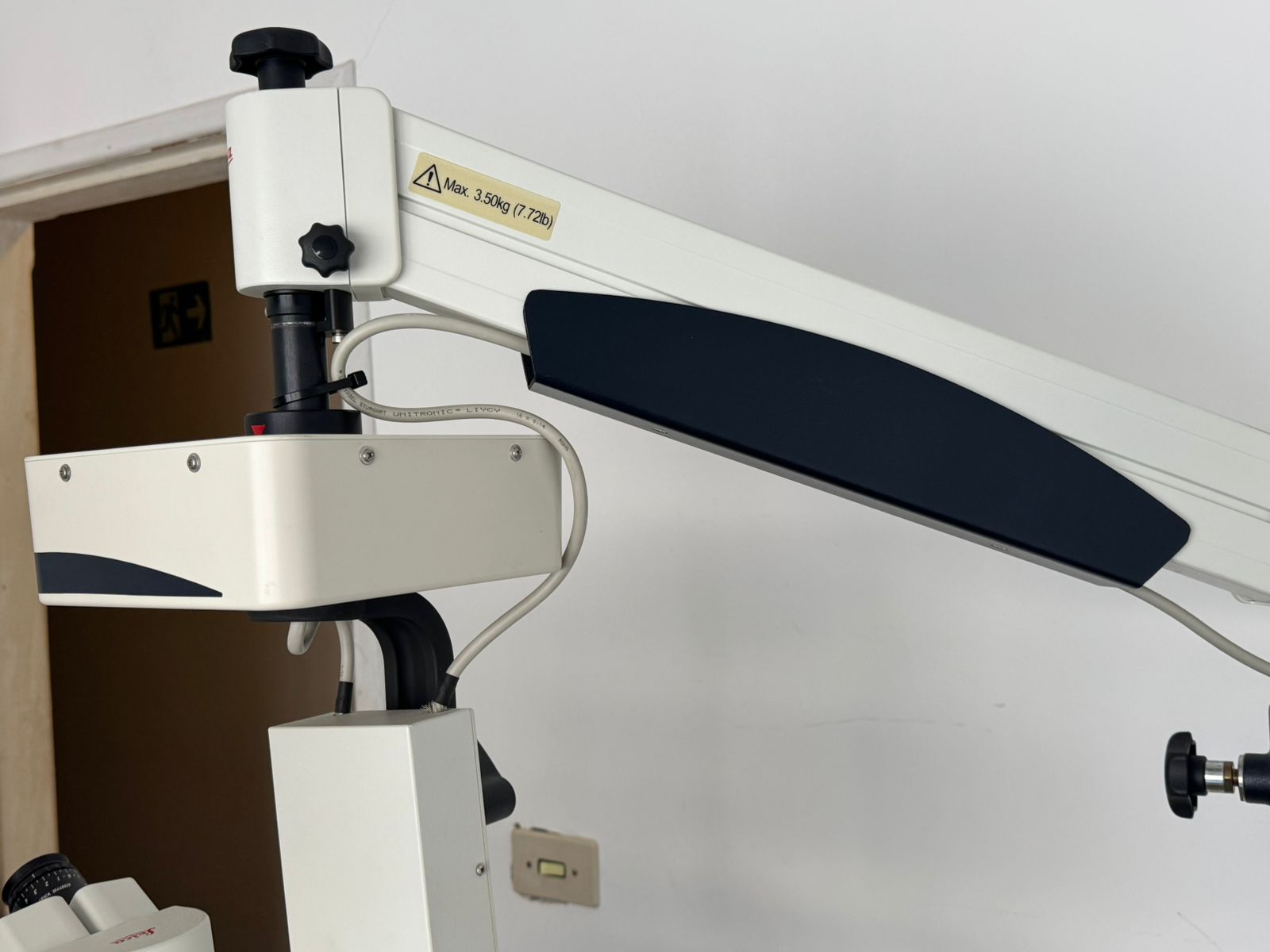 Microscópio Leica M220 Microscópio Leica M220